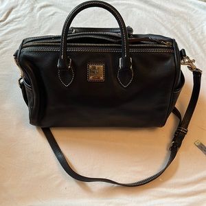 Dooney and Bourke Large Satchel/Purse/Shoulder Bag with key chain and dust bag